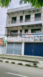 DIJUAL RUKO 3 LANTAI DI TENGAH PUSAT KOTA KEDIRI