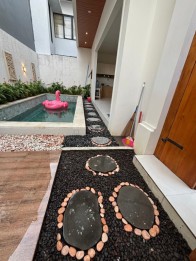 SEWA VILLA CANTIK DI RENON FASILITAS LENGKAP DEKAT PANTAI SANUR, BALI