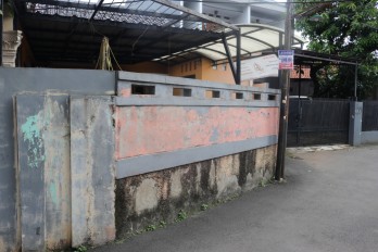 Dijual Rumah Bebas Banjir, Nyaman dan Asri Super Strategis di Jagakarsa