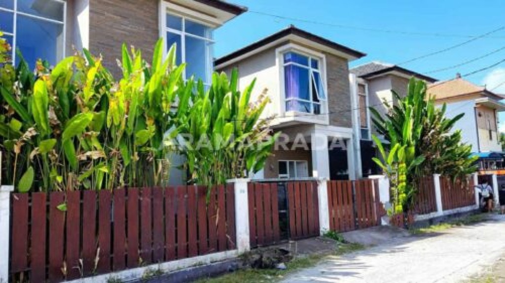 Dijual Rumah 2 Lantai Renon Denpasar Selatan 