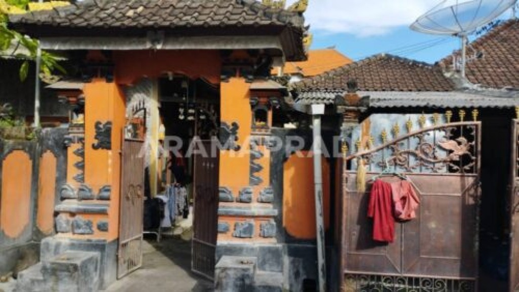 Dijual Rumah Klasik Dan Sanggar Tari Bali Lokasi 