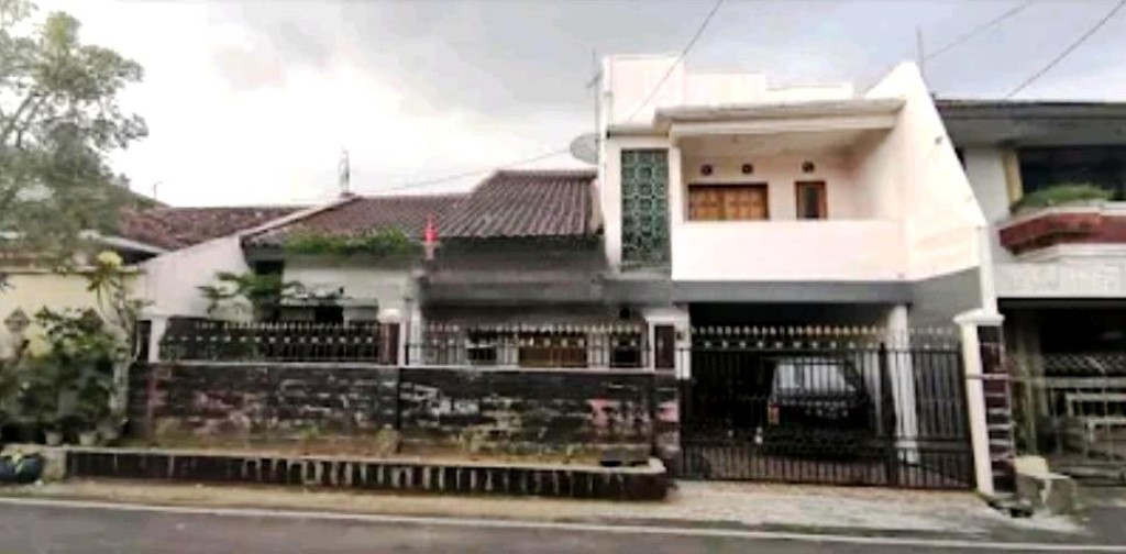 Rumah 2 Lantai di Filisium Pulau-pulau Malang 