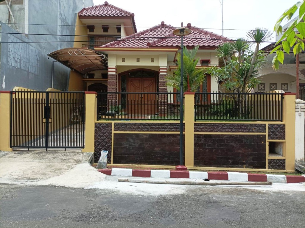 Rumah 2 Lantai di kawasan exclusive Puncak Dieng 