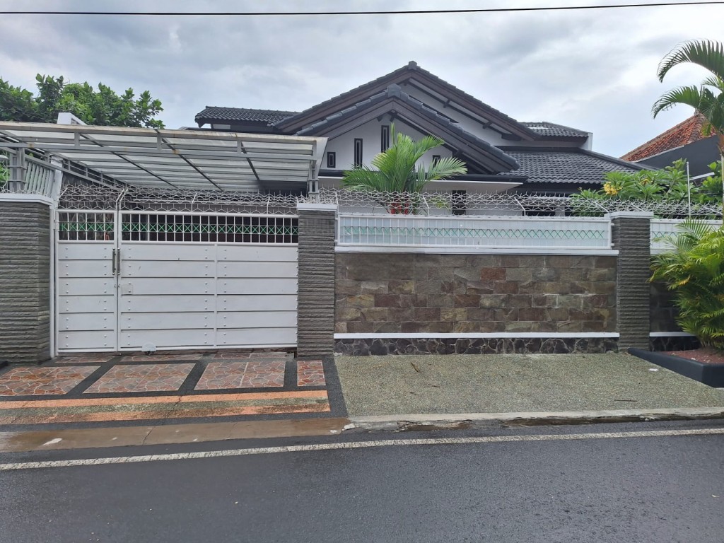 Rumah Minimalis Siap Huni di Jl Nusa Indah Suhat 