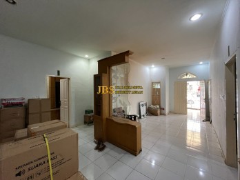 Dijual Villa Siap Huni di Komplek Cemara Asri Jalan Nenas Medan