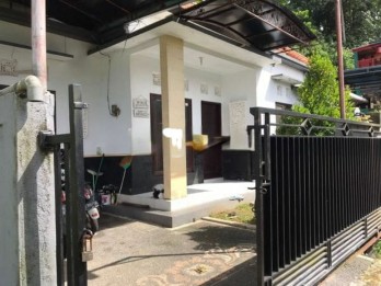 Jual Rumah Kosongan 1 Lantai 3 Kamar Garasi Halaman Mengwi Badung