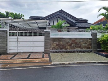 Rumah Dijual Semi Furnished Jl Nusa Indah Suhat Malang