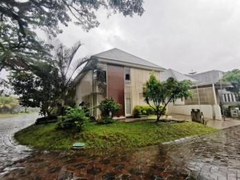 Rumah Full Furnished di Ijen Nirwana Tengah kota Malang