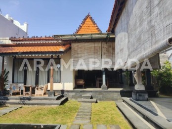 Sewa Villa Fully Furnished 3 Kamar Batur Sari Sanur Denpasar Selatan